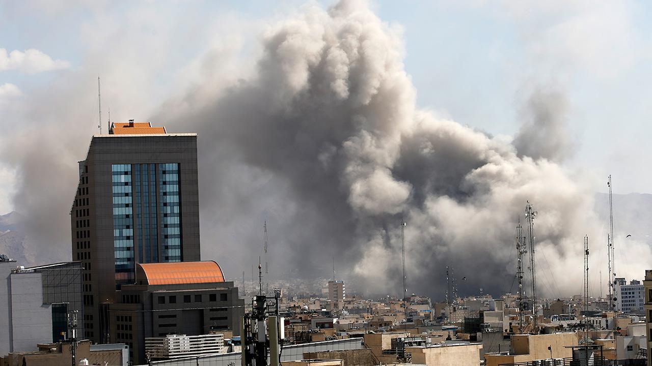 İran: ABDİsrail saldırılarında 43 bin sivil birim hasar gördü, 223 kadın hayatını kaybetti