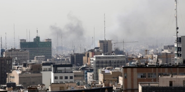 İran Kızılayı: ABDİsrail'in saldırılarında 13 bin 785 sivil birim hasar gördü