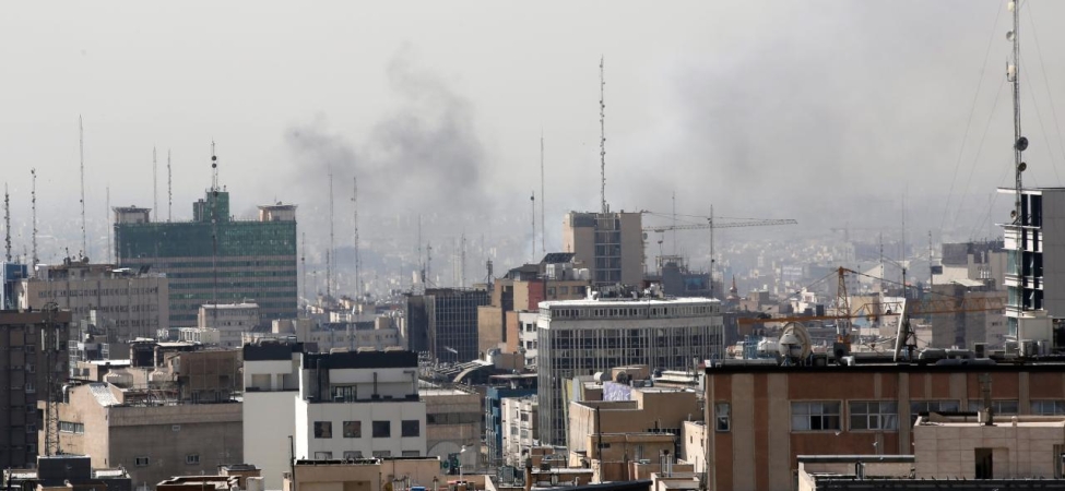 İran Kızılayı: ABDİsrail'in saldırılarında 13 bin 785 sivil birim hasar gördü