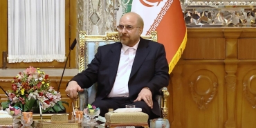 İran Meclis Başkanı: ABD üslerinin varlığı devam ettiği sürece ülkeler huzur yüzü görmeyecek