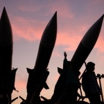 İran'dan ABD ve İsrail'e: Onların kalbini yakacağız