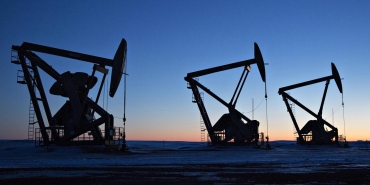 İran'dan tehdit: Kesintisiz saldırı dönemine geçiyoruz, petrol 200 dolar olacak