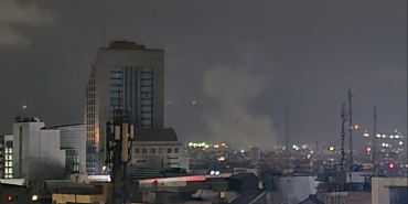 İran'ın başkenti Tahran'da art arda patlamalar meydana geldi