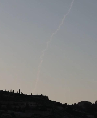 İranın misillemesi nedeniyle Kudüs semalarında patlama sesleri duyuldu