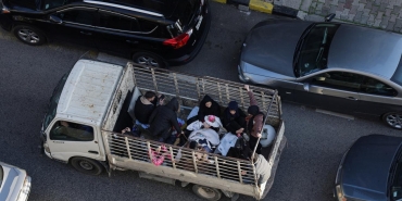 İşgalci İsrail saldırıları nedeniyle Lübnan'da yerinden edilenlerin sayısı 700 bine yaklaşıtı