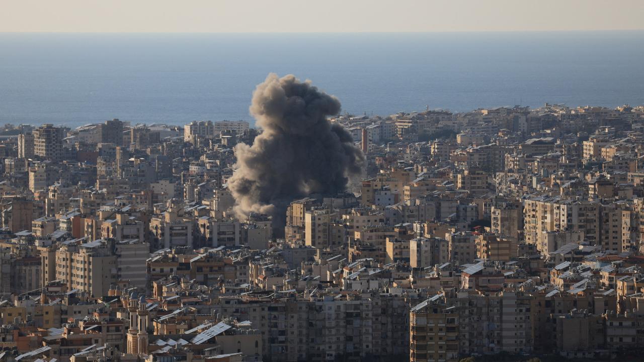 İsrail, Hizbullah'ın istihbarat merkezi başkanını öldürdüğünü iddia etti