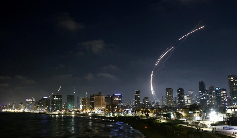 İsrail ordusu, İran'a saldırılar nedeniyle uygulanan kısıtlamaları 18 Mart'a kadar sürdürecek