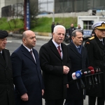 İstanbul Valisi Gül, polis denetim noktasını ziyaret etti