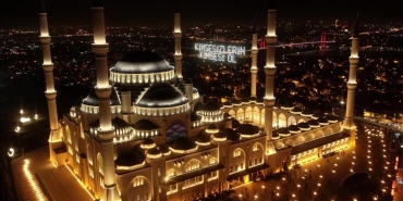 Kadir Gecesi dualarla idrak edilecek