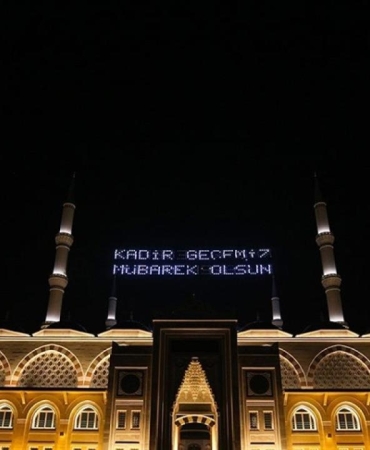 Kadir Gecesi pazartesi günü idrak edilecek