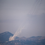 Katil İsrail'den Lübnan'da 16 beldeye saldırı tehdidi