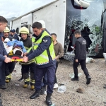 Konya'da devrilen yolcu otobüsündeki 14 kişi yaralandı
