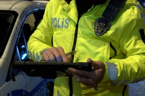 Kütahya'da 'dur' ihtarına uymayan motosiklet sürücüsüne 442 bin lira ceza