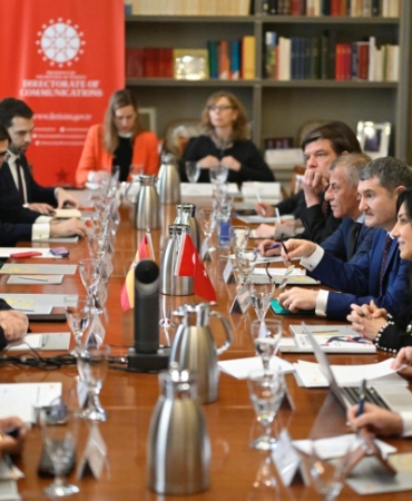 Madrid'de 'Belirsizliği Yönetmek, Dönüşümü Yönlendirmek: Dönüm Noktasında NATO' paneli düzenlendi