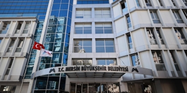 Mersin Büyükşehir Belediyesi'ne rüşvet soruşturması: 7 tutuklama