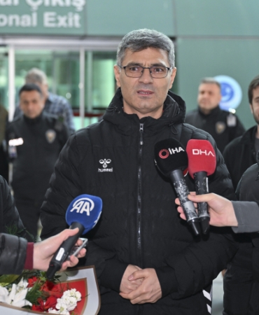 Milli atıcılar, çiçeklerle karşılandı