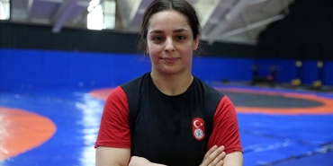 Milli güreşçi Tuba Demir, Avrupa 3'üncüsü oldu