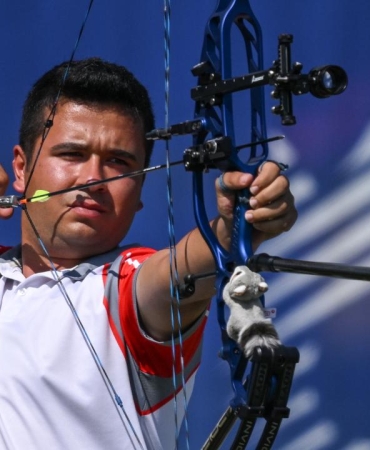 Milli sporcumuz Emircan Haney dünyada yılın en iyi okçusu seçildi