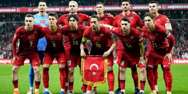 Montella'dan tek değişiklik! İşte Türkiye'nin Kosova maçı 11'i