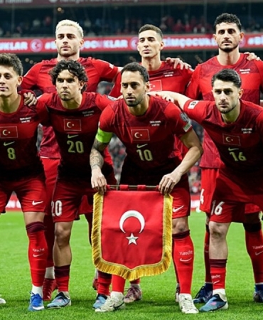 Montella'dan tek değişiklik! İşte Türkiye'nin Kosova maçı 11'i