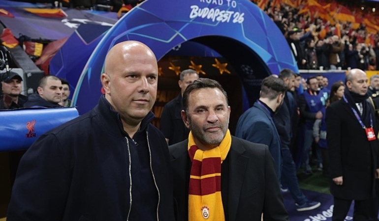 Okan Buruk'tan Liverpool maçı için sürpriz karar! Davinson'un yerine...