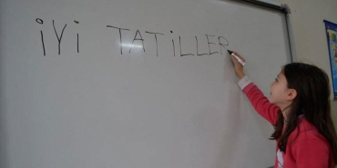 Okullarda son ders zili çaldı