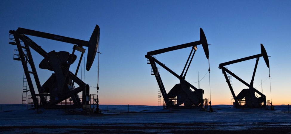 Petrol fiyatları 100 dolar seviyesine geriledi