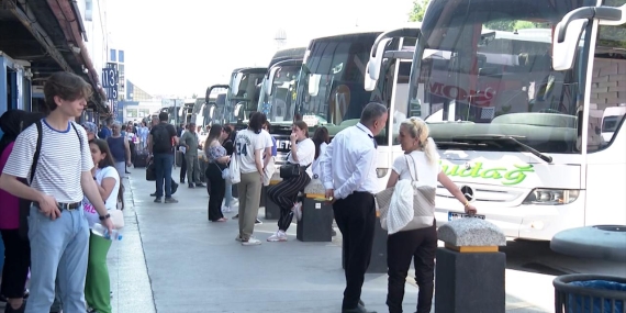Ramazan Bayramı öncesi otobüs biletlerinin yüzde 90'ı tükendi