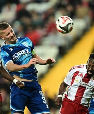 Samsunspor Antalya'da çeyrek final biletini aldı! İşte maçın özeti