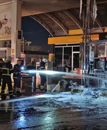 Siirt'te akaryakıt istasyonunda çıkan yangın korkuttu