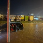 Şırnak'ta sel: Araçlarda mahsur kalanlar kurtarıldı