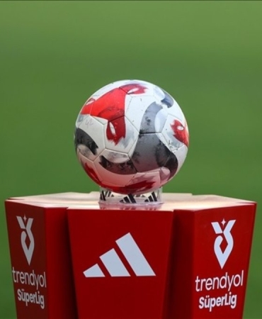 Süper Lig'de Galatasaray-Fenerbahçe derbisinin tarihi belli oldu!