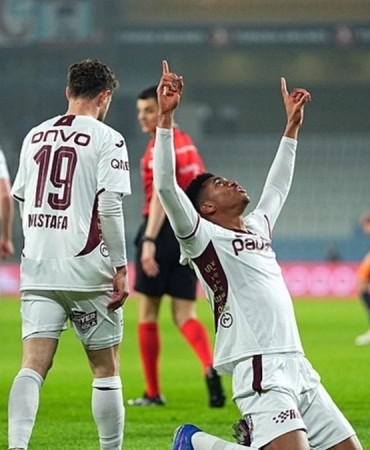 Trabzonspor Başakşehir'den çeyrek final biletiyle döndü: İşte maçın özeti