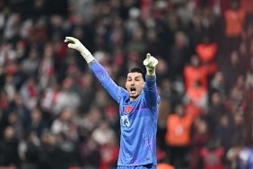 Uğurcan Çakır'dan kritik kurtarış! İşte o pozisyon