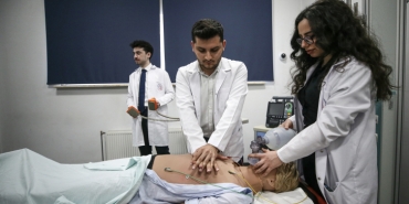 Uludağ Üniversitesi'nde hekim adayları simülasyon destekli eğitimle yetişiyor