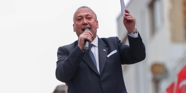 Uşak Belediye Başkanı Özkan Yalım görevden uzaklaştırıldı