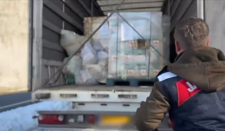 Van ve Hakkari'de zehir tacirlerine operasyon: 15 gözaltı