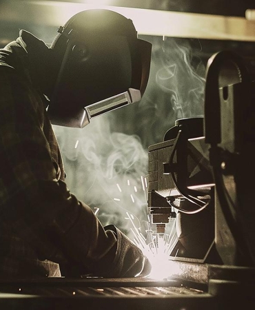 Yardıma muhtaç kişilere istihdam desteği