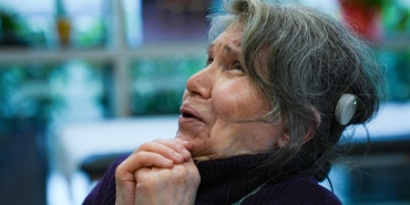 10 yıl sonra gelen duyma sevinci