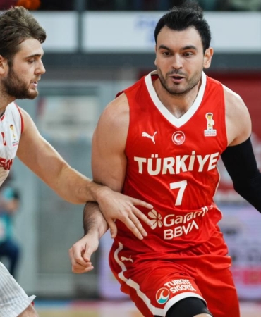 12 Dev Adam DÃ¼nya KupasÄ± Elemeleri'nde Ä°sviÃ§re'yi 8560 yendi