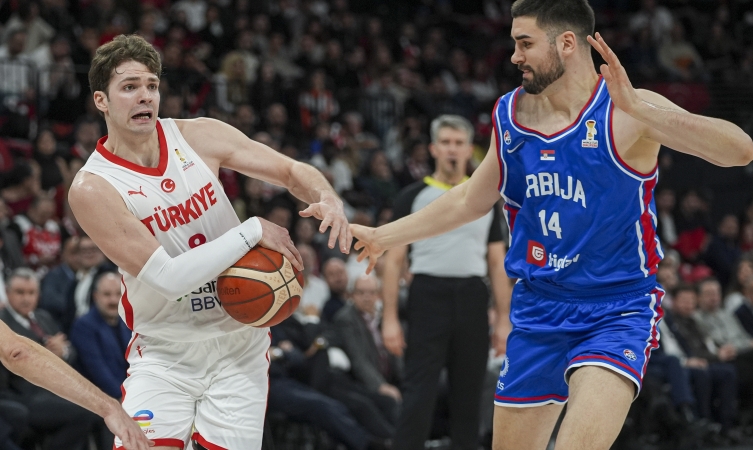 12 Dev Adam Sırbistan'ı mağlup etti