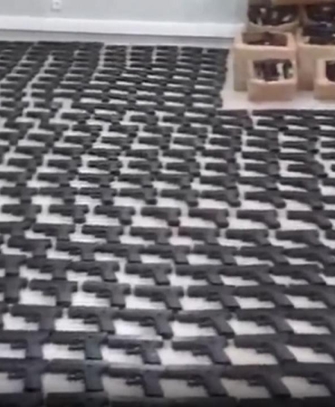 2 ilde büyük operasyon: Binlerce silah ele geçirildi