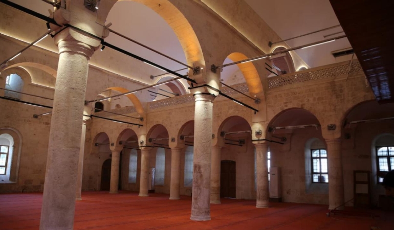 3 tarihi cami yeniden ibadete açılıyor