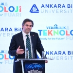 8. Verimlilik ve Teknoloji Fuarı kapsamında V.Talks paneli düzenlendi