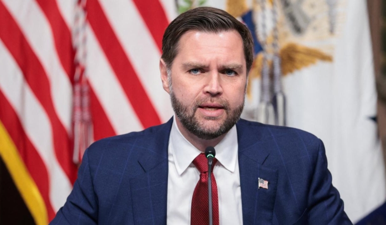 ABDİran görüşmelerine katılması beklenen Vance'in halen Washington'da olduğu duyuruldu