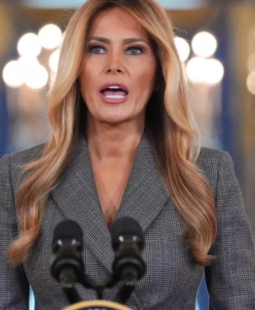 ABD'li Demokrat Temsilci, Melanie Trump'ın Epstein davasıyla ilgili ifade vermesini talep etti