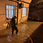 Adana'da sağanak hayatı olumsuz etkiledi