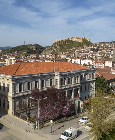 Anadolunun ilk devlet lisesi 141 yıldır eğitim veriyor