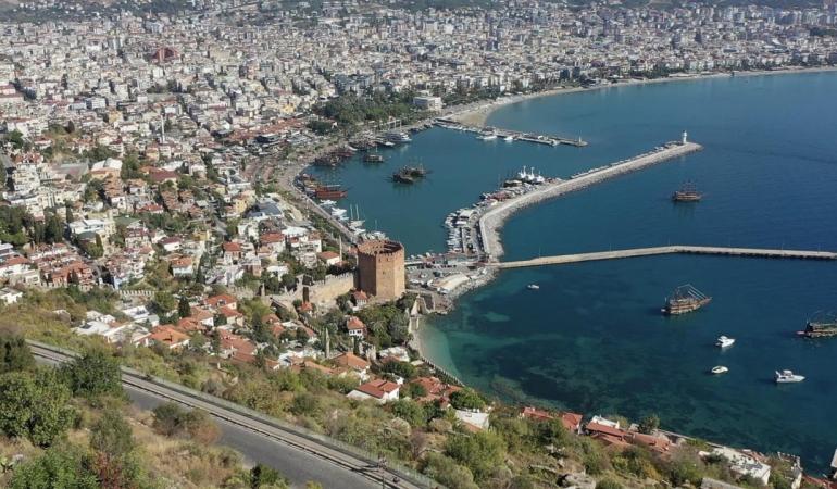 Antalya ve Akdeniz illerindeki yatırımlar teşvikle desteklenecek