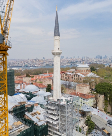 Ayasofya Camii'nin minaresinde restorasyon tamamlandı